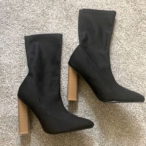 Heeled boots